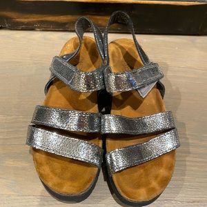 NAOT girls silver sandals size 4